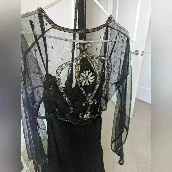 Black 100% silk halter Beaded Dress - New - Picture 2 of 6